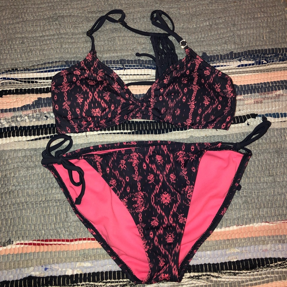 Women’s Bikini